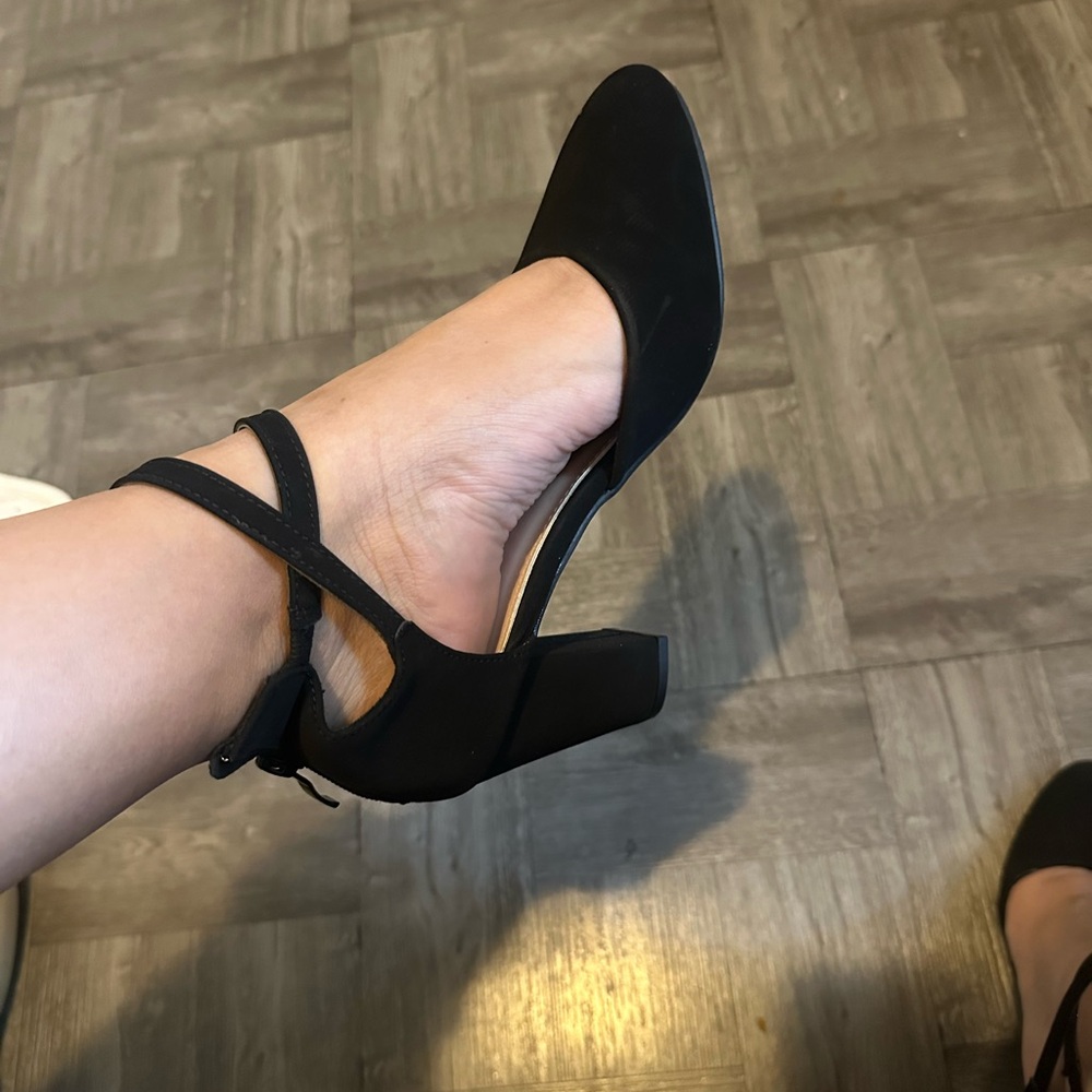 TOP Moda Black Ankle Strap Heels